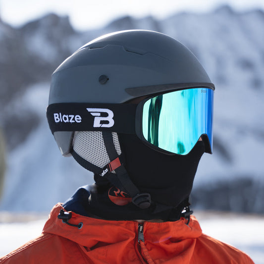 Skibril met beslagen lens door condens